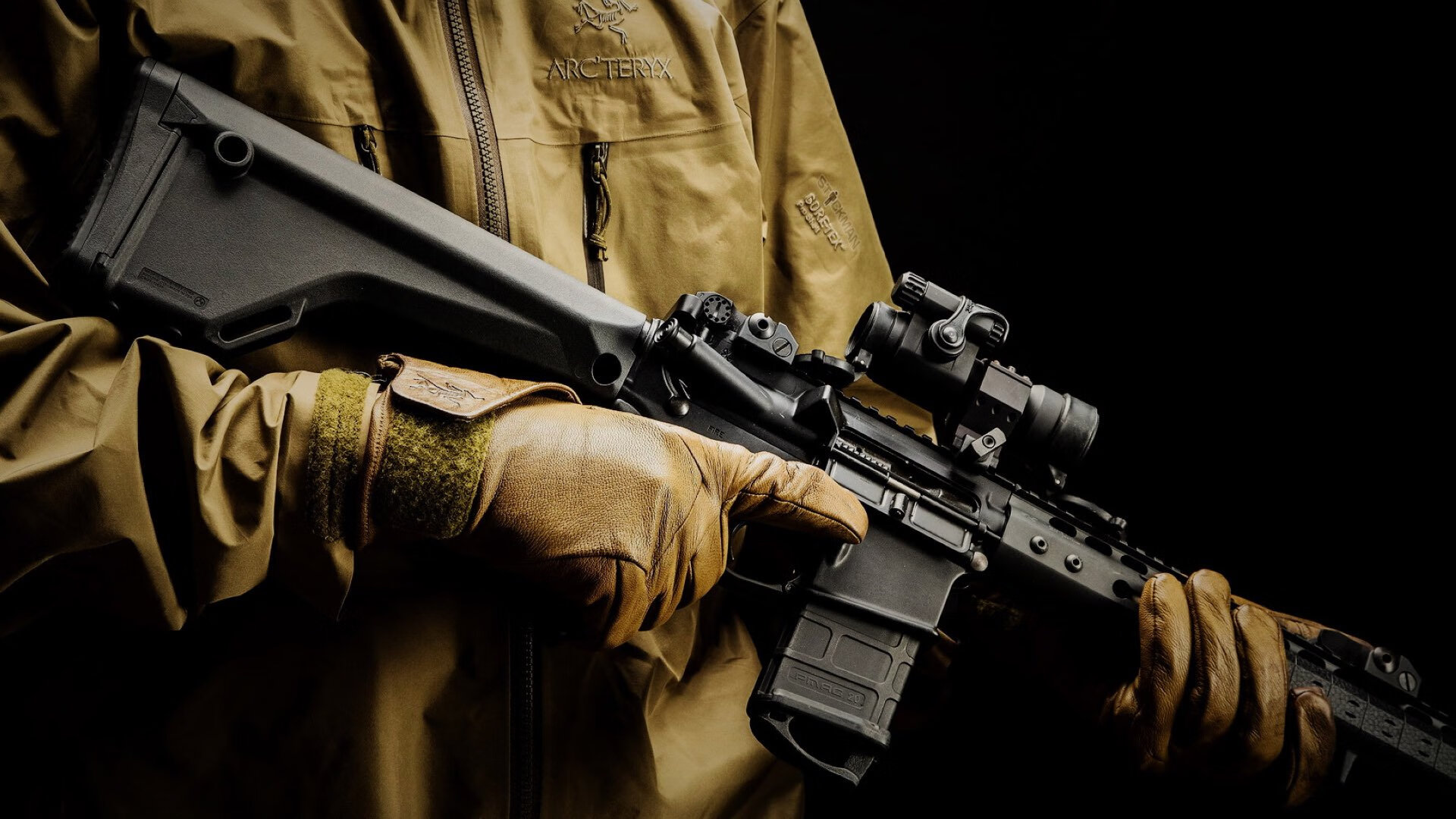 伊朗传统马术赛事“Chovgan”在2024年成功举办,吸引众多观众参与。,伊朗马种