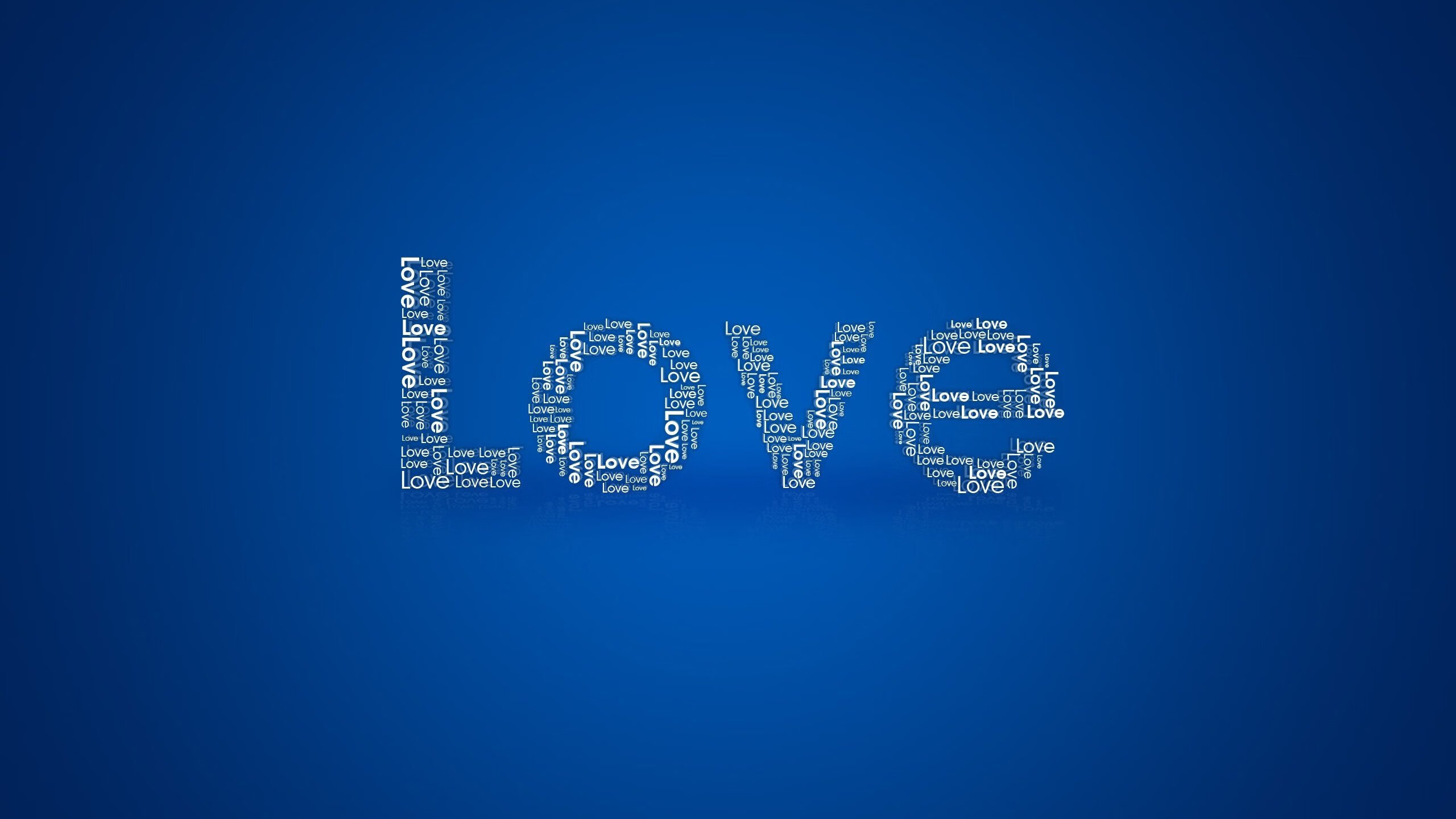 库兹马诺维奇在巴黎奥运会手球比赛中多次扑救点球,库兹马持球