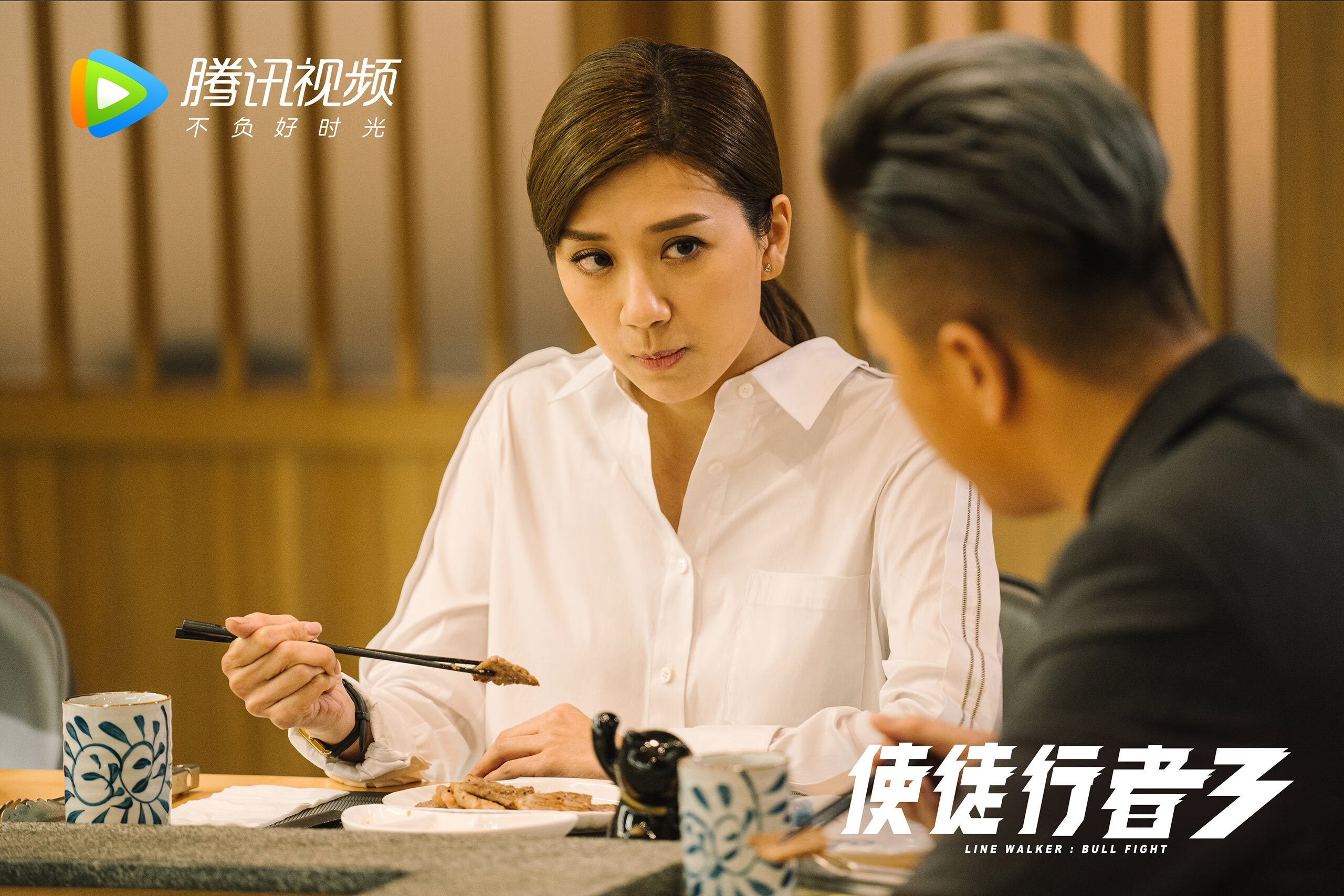 爱游戏在线登录入口-逆境突围：车手们的精彩翻盘，逆境突袭介绍