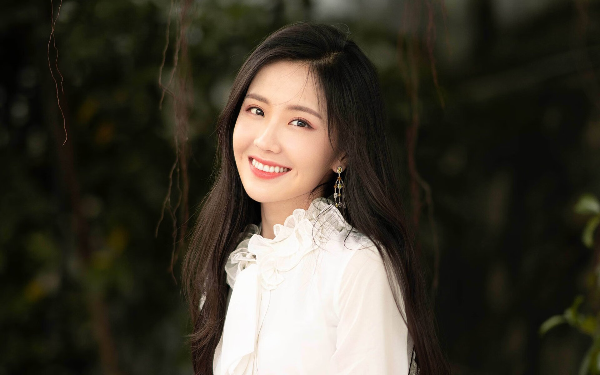 爱游戏娱乐-一支实力强劲的球队在比赛中轻松获胜，面对这么多的困难,球队怎么能赢得比赛呢_