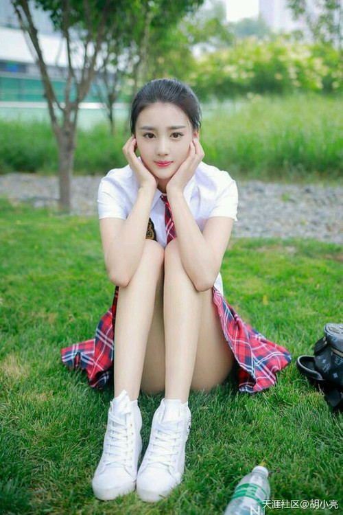 杨瀚森代表中国队参加国际篮球邀请赛，杨瀚儒简介